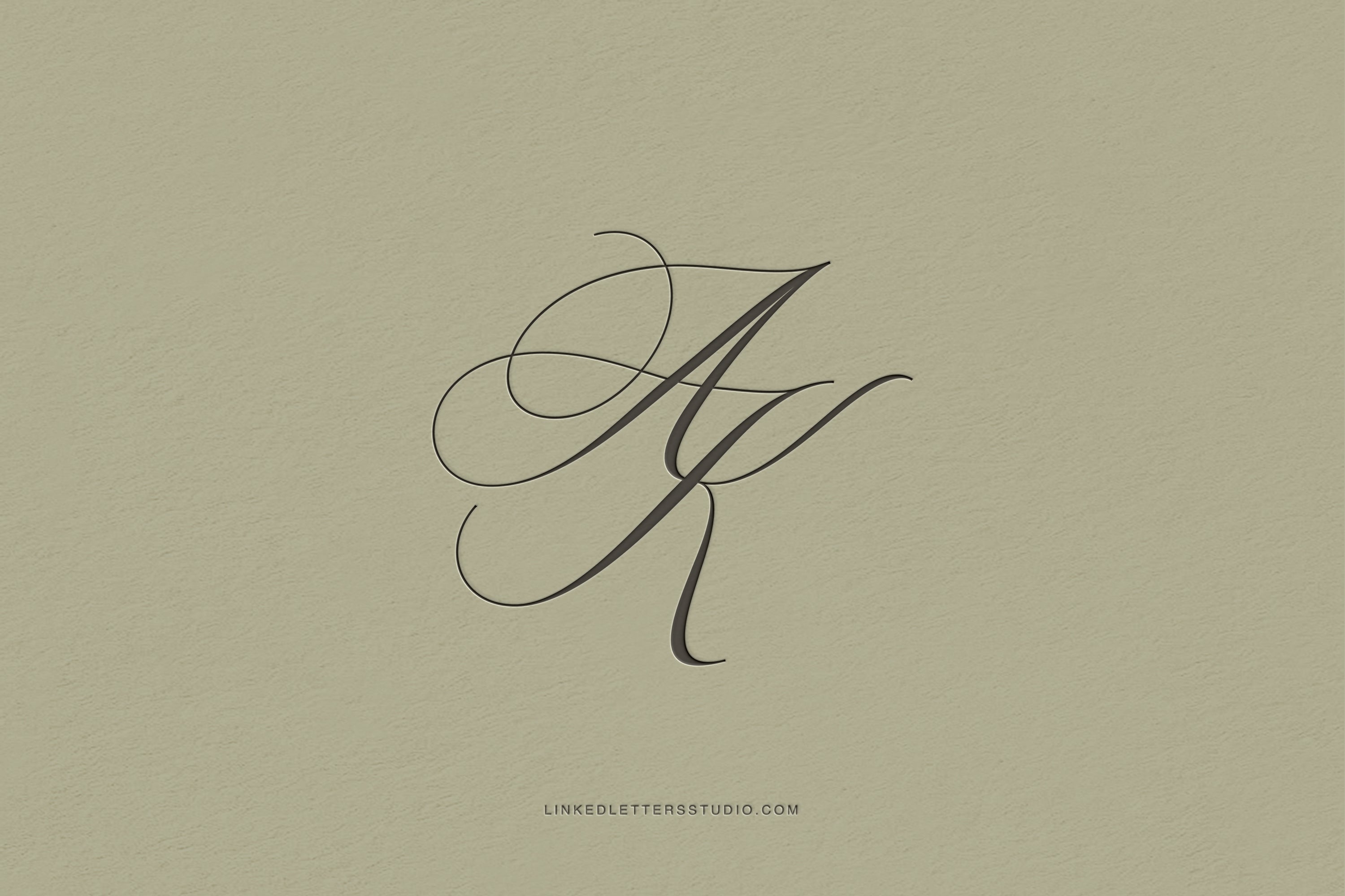 AK Monogram - Valencia