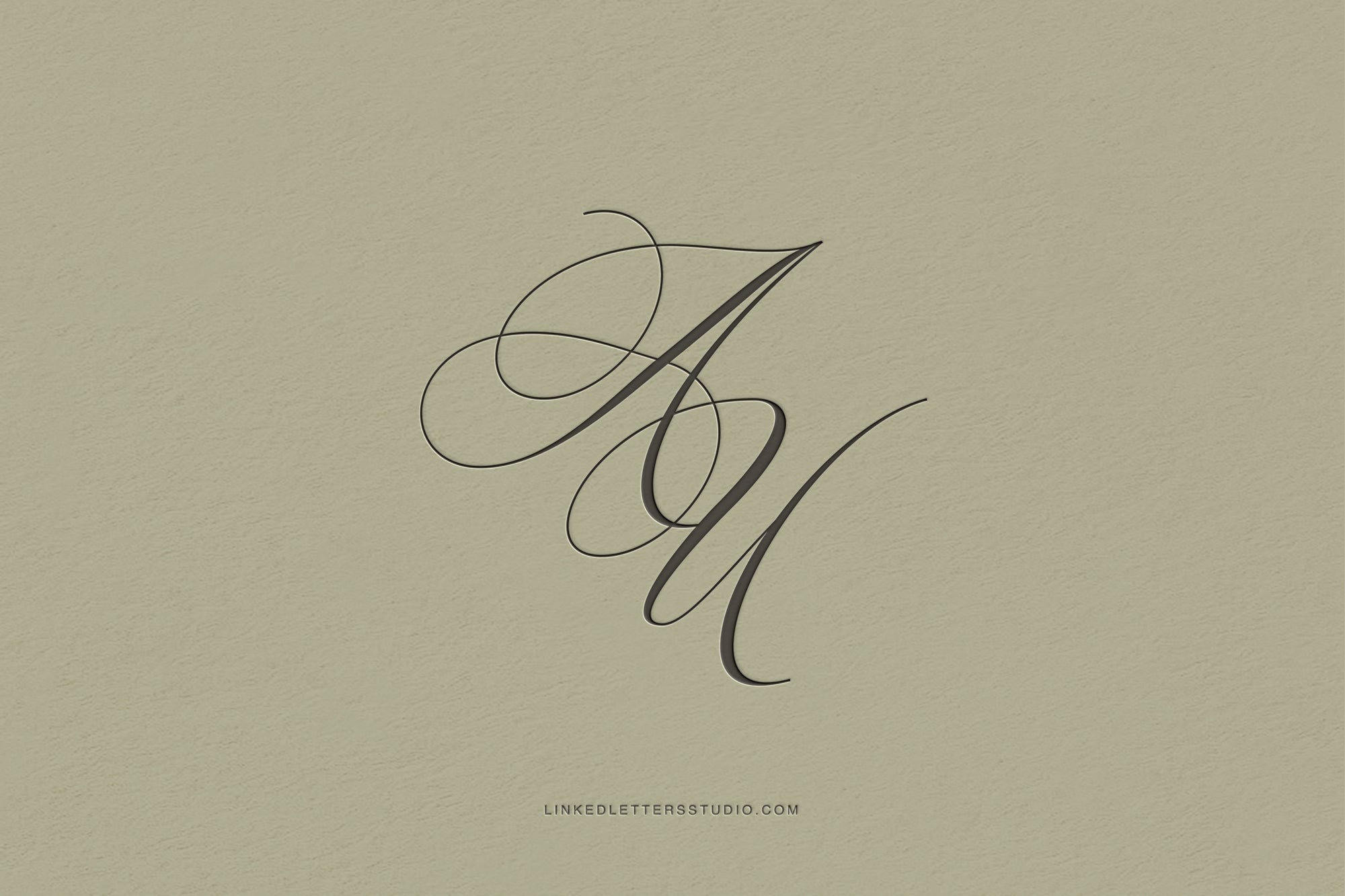 AU Monogram - Valencia