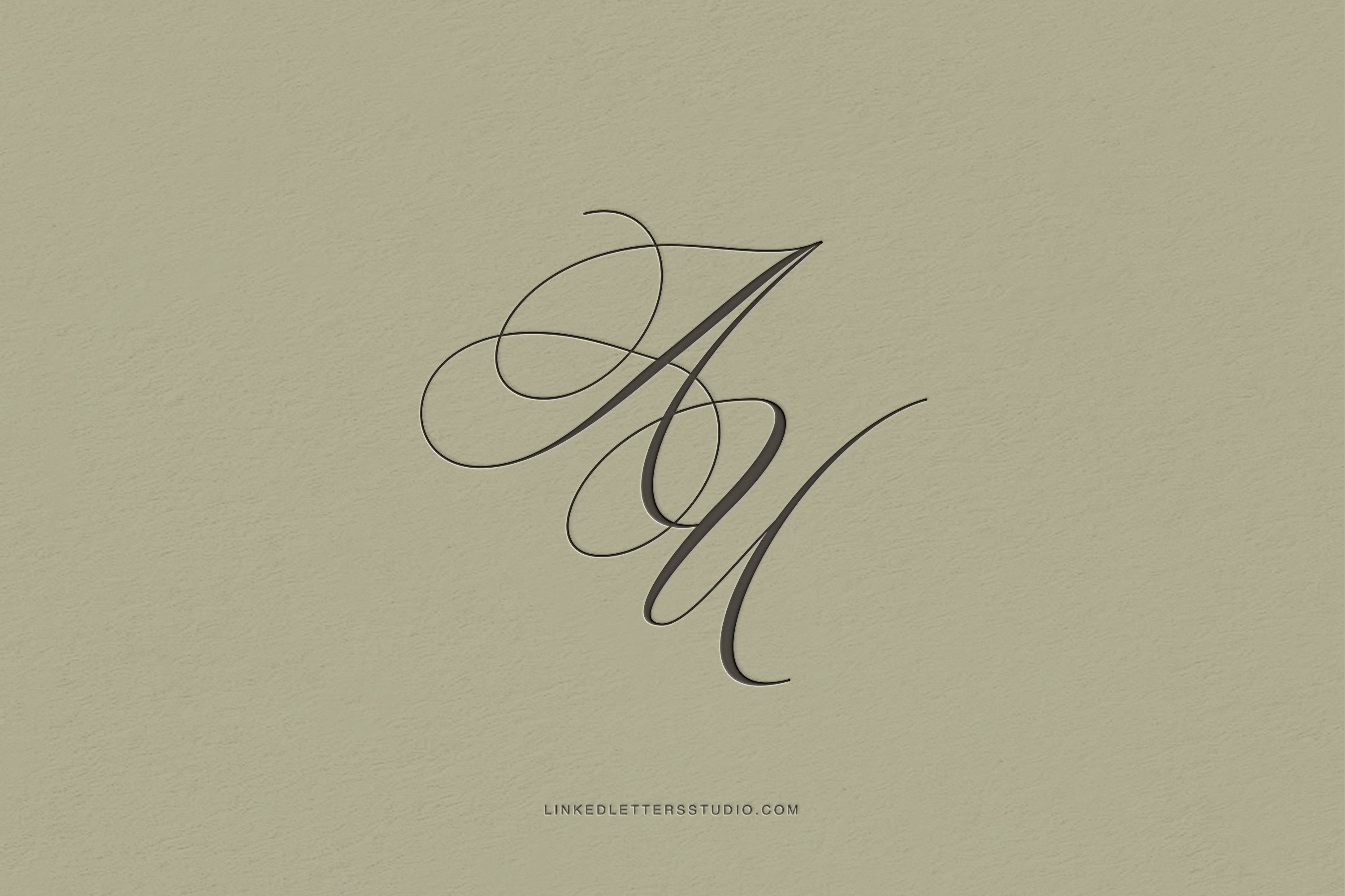AU Monogram - Valencia