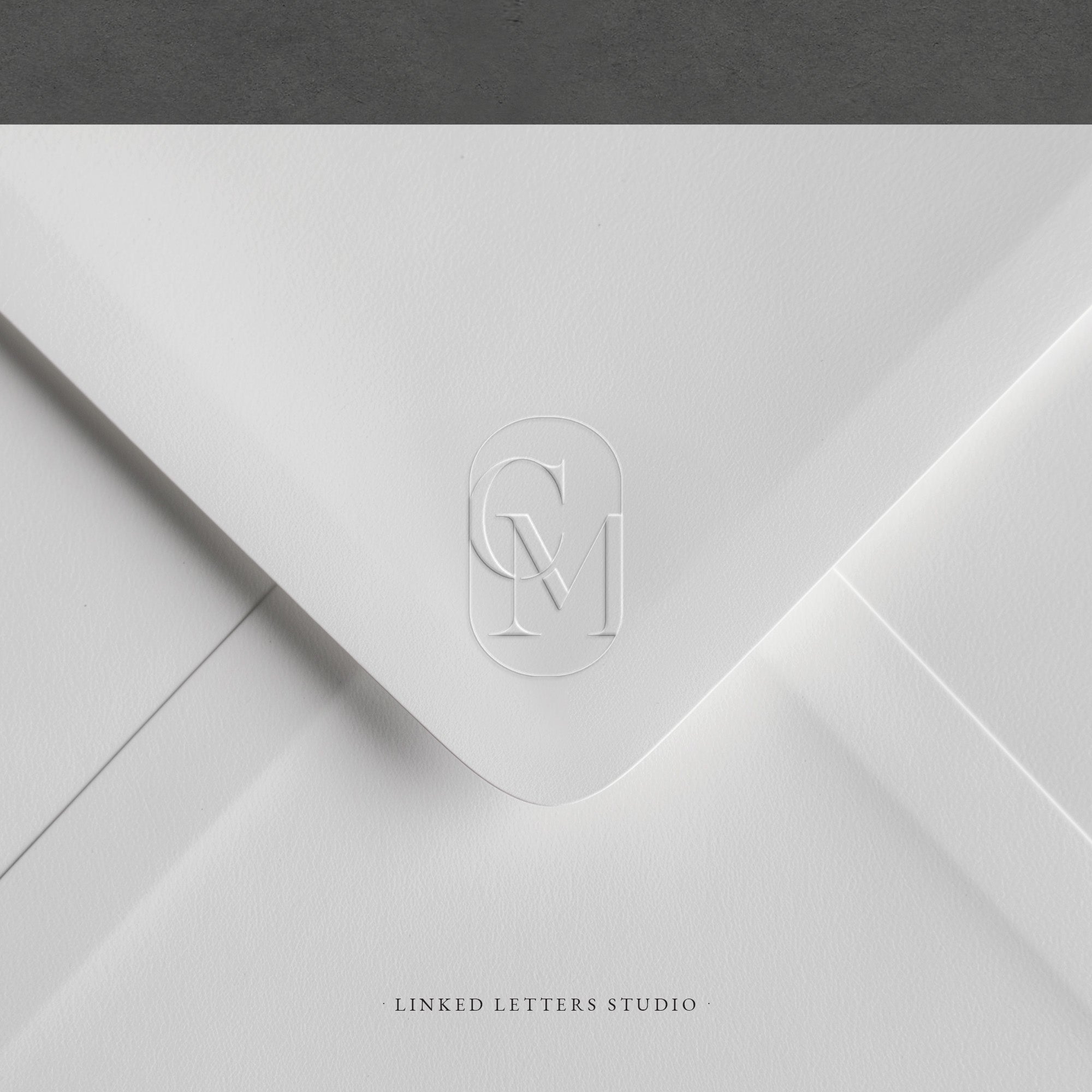 AMOR | semi custom monogram