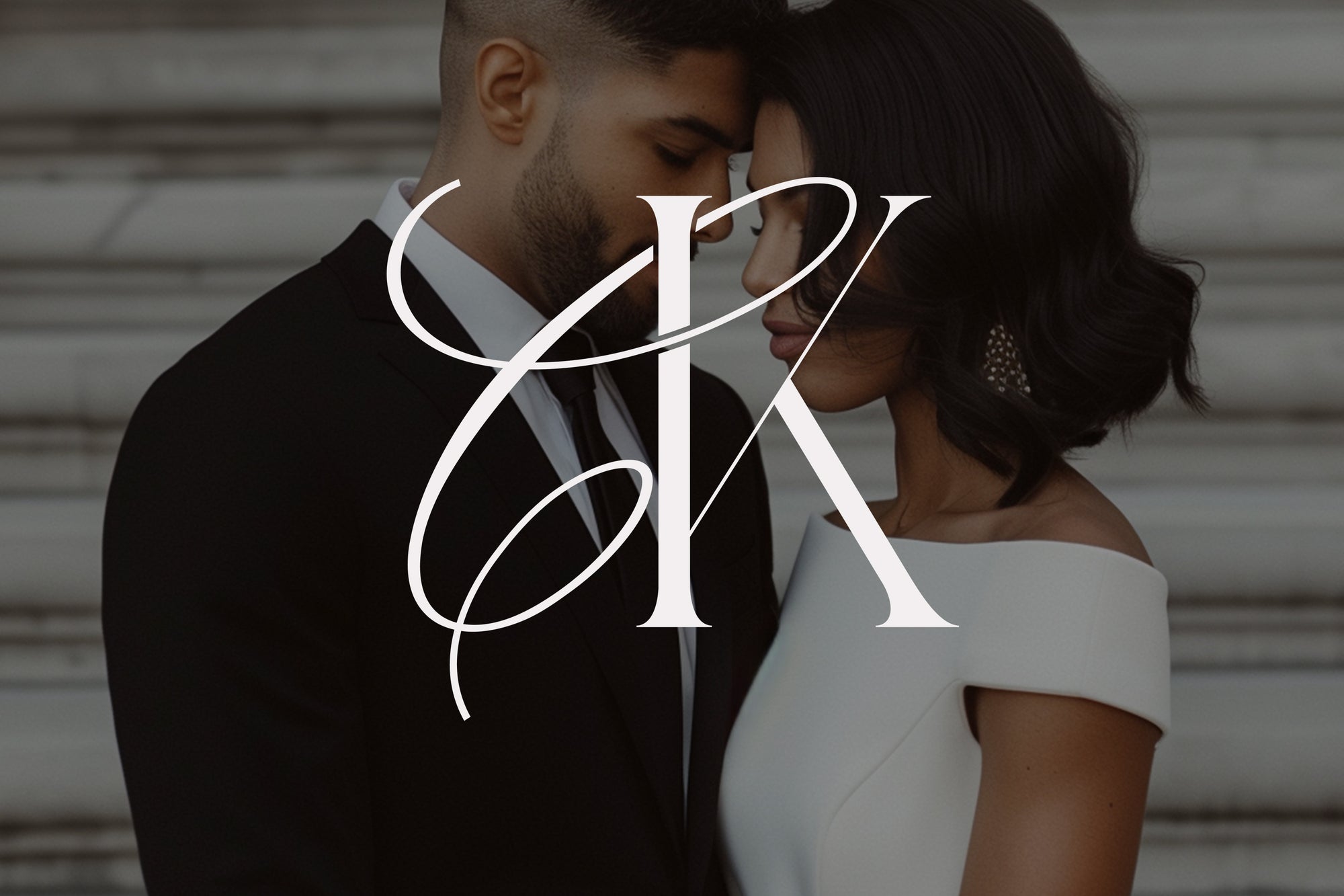 CK Monogram - Reverie