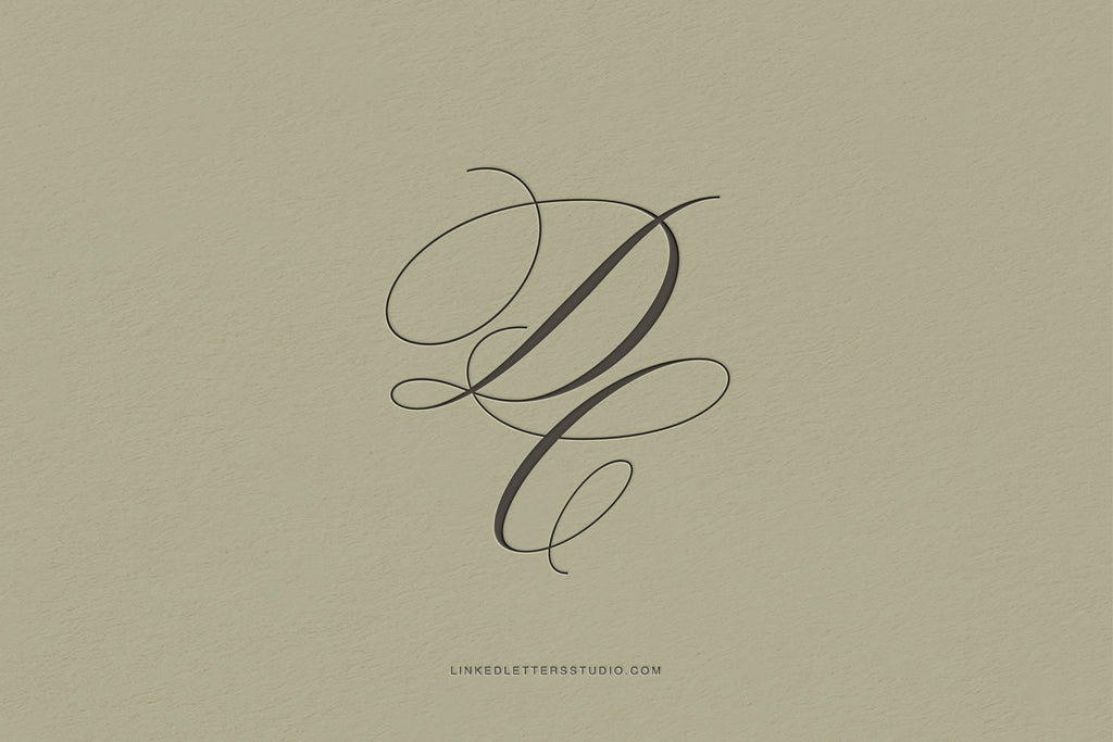 DC Monogram - Valencia