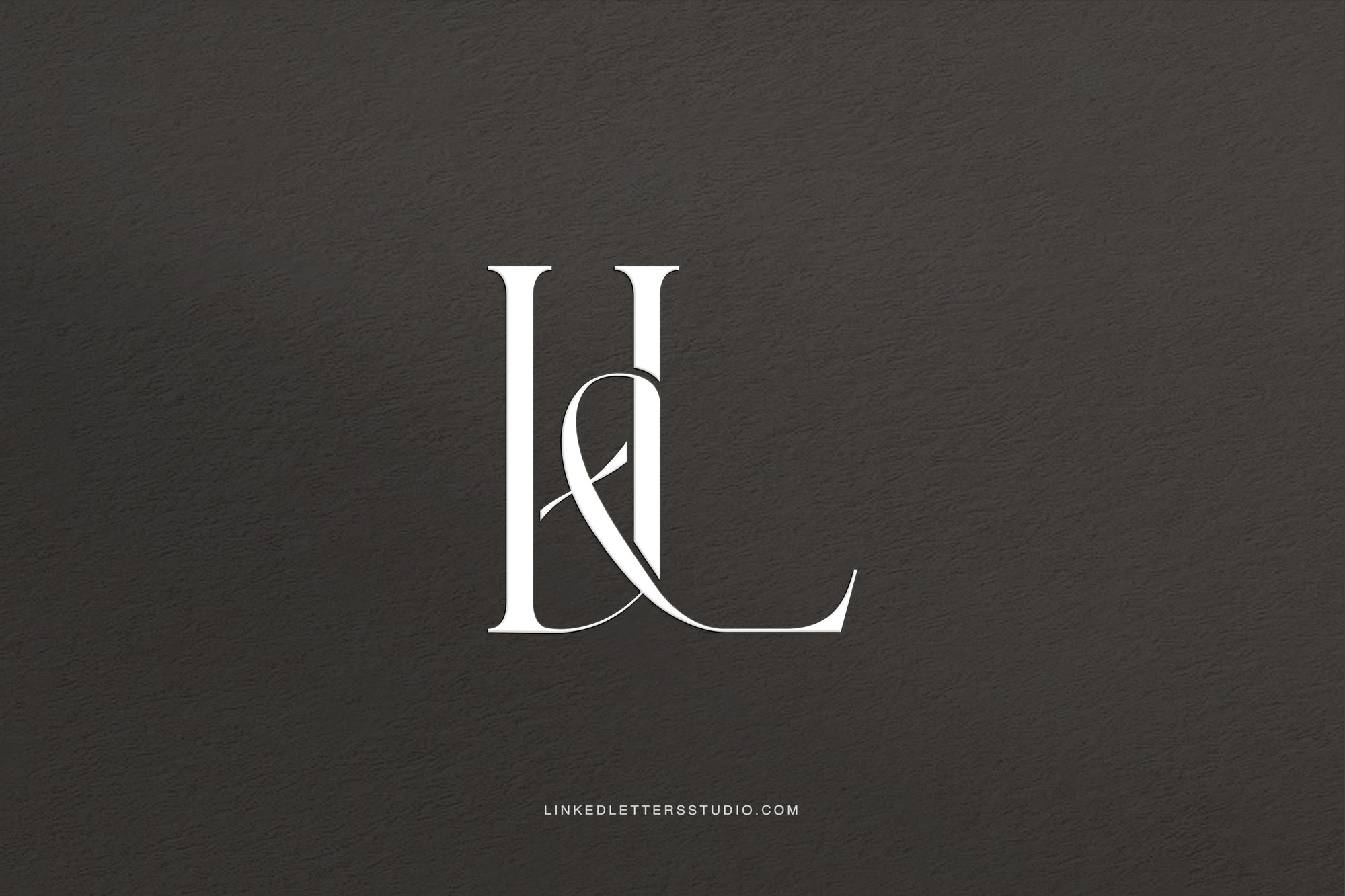 IL Monogram - Seraph