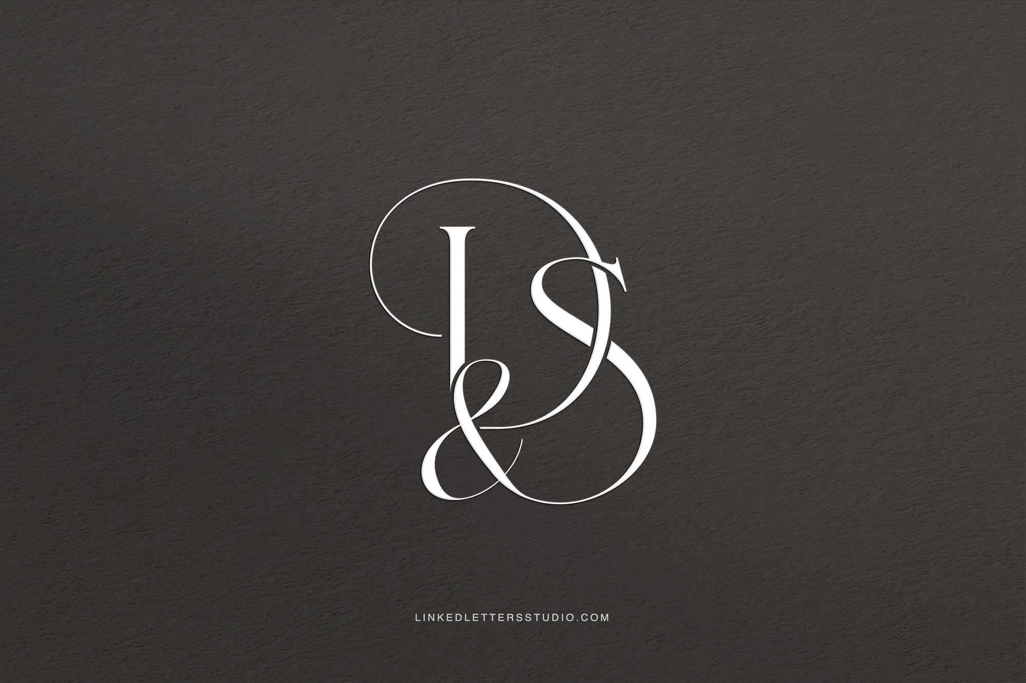 DS Monogram - Seraph